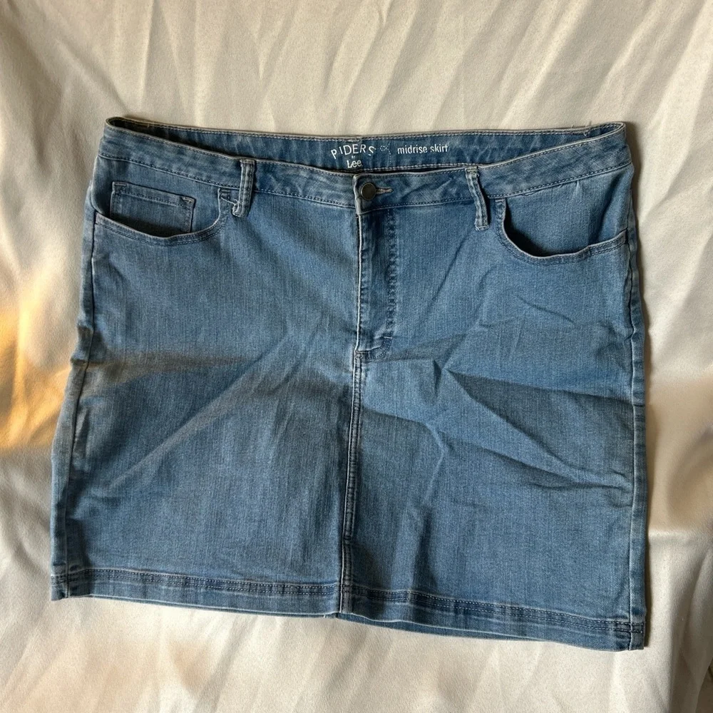 Vintage 2000s Mid Rise Denim Skirt Light Wash - Picture 1 of 4